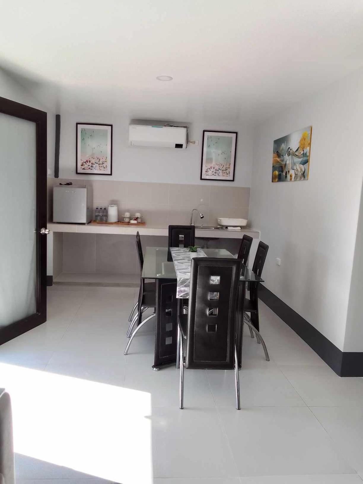 Cave Beach Resort Boutique Luxury Accomodation Dingalan Esterno foto