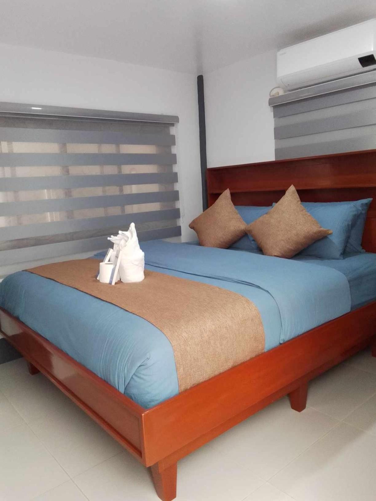 Cave Beach Resort Boutique Luxury Accomodation Dingalan Esterno foto